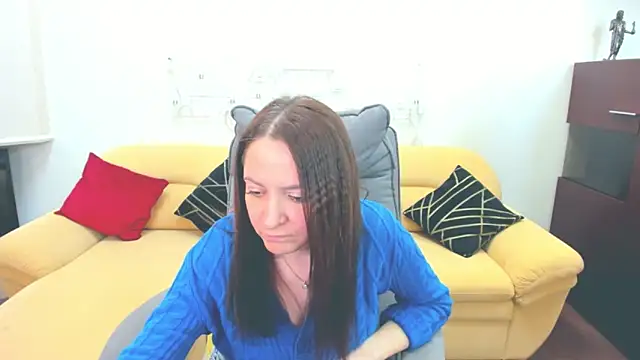 angelllika (Ask my age) - make us fully naked (sexy strip)
