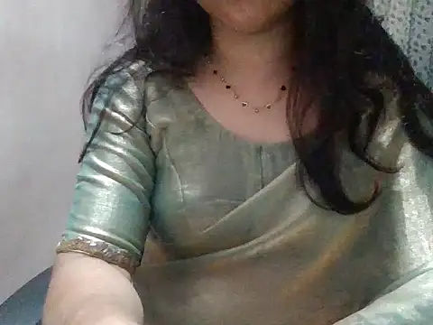 diya_04 (F young) - love me