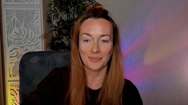 rebeccamartinez (F milf) - I don't give a f..ck about it 😂