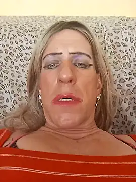 Tranylisashemale webcam