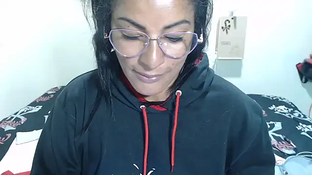 kateleyagrey live sex cam
