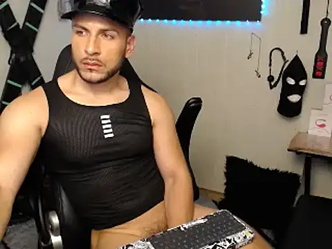 bayronfit - Bayronfit's free webcam - UK Sex Cams