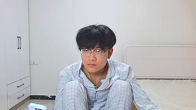 KK-cuteboy webcam
