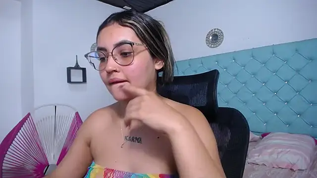 kathe-mills235 webcam