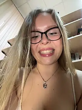 Liza_risky live show