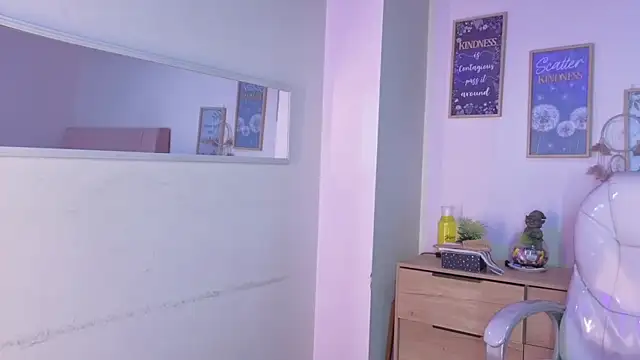 bluee_hazell webcam