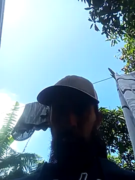 hairy_mannn webcam