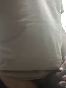 wrong_man25 (M young) - Cum in public