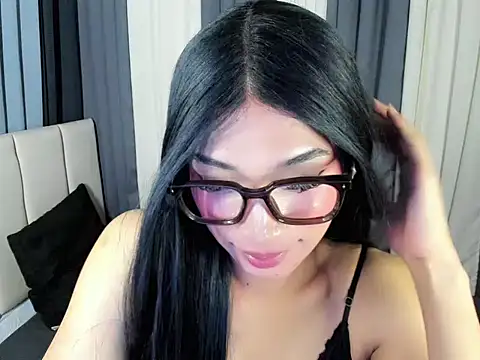 fyangfoxx (Ask my age) - NAKED/JERKING