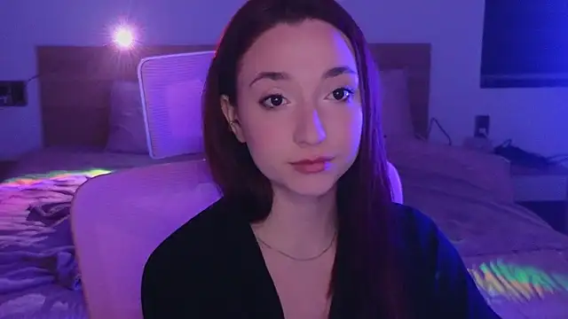YasmineWest webcam