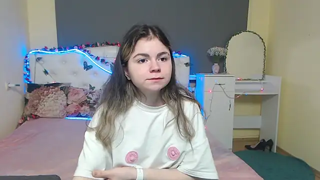 TinaRedly webcam