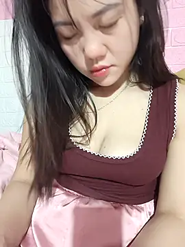Ngocmai_lazdy webcam