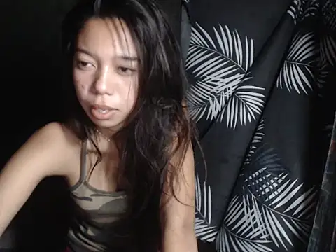 urgirlyflor webcam