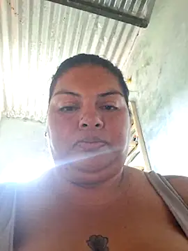Juli_Powl webcam