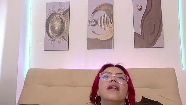 lil_moon1 webcam