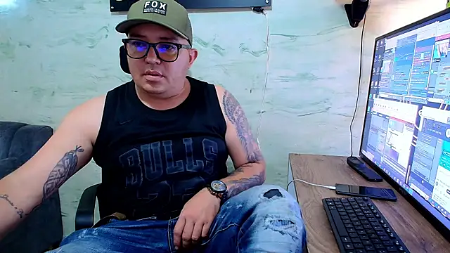 maximo_daddy webcam