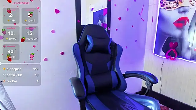 aurablueelove webcam