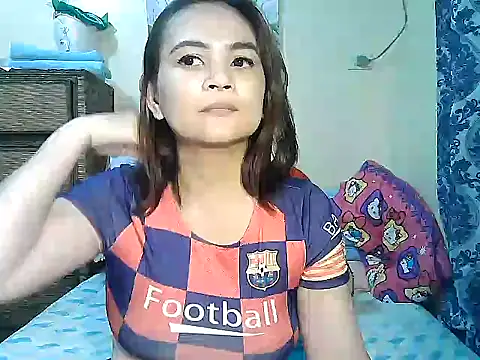 Kisses-13 webcam