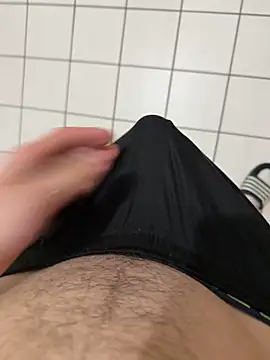 Hornybigdicksxd