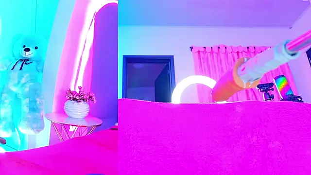 NathaxaLeans webcam