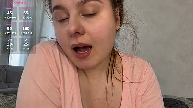 Ellaizatelly webcam