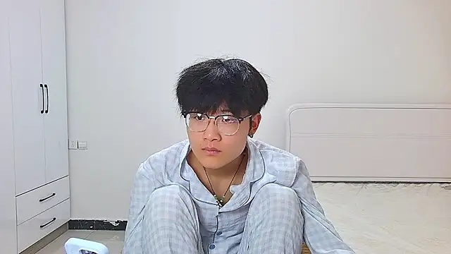 KK-cuteboy webcam