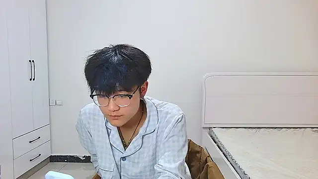 KK-cuteboy webcam
