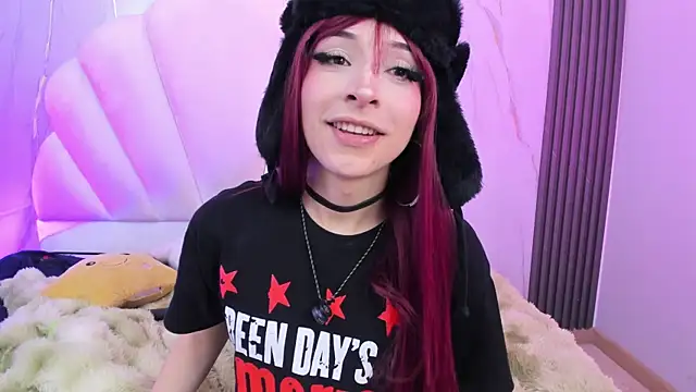 AliiceWonderland_ webcam