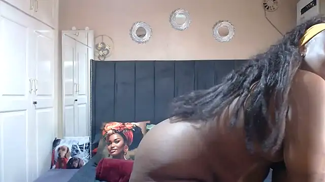 BUSTYDEE webcam