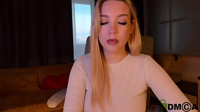 ariashaa webcam
