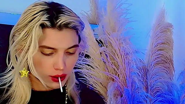 honey_skin webcam