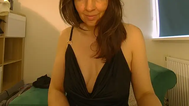 Preview of ella_next_door
