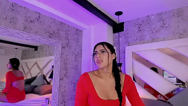 Vanessa_Rain_ webcam