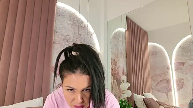 AnneRey webcam