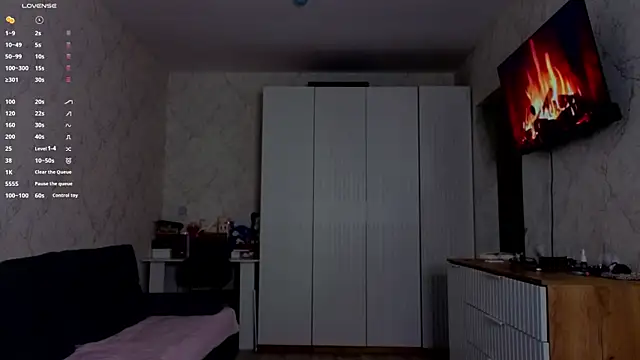 Honey_Peachy webcam