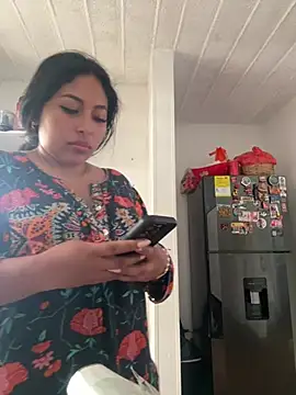 emmyjhonson07 live sex cam
