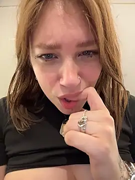 lucy-joy webcam