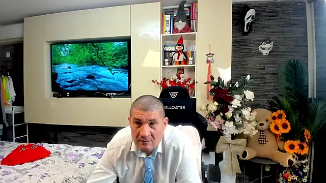 SpartacusDaddy48 webcam