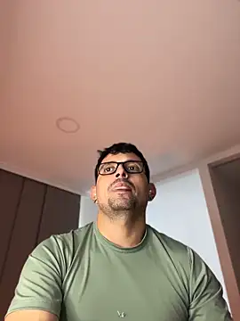 TroyeSavage webcam
