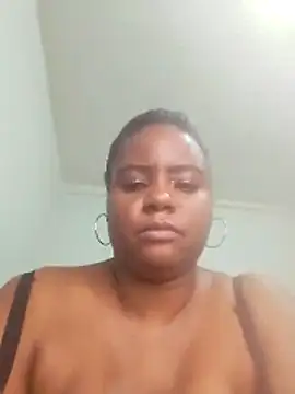 bigtitssxx webcam