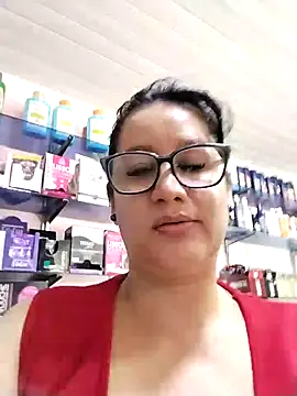 keilymadam Live Webcam on Stripchat