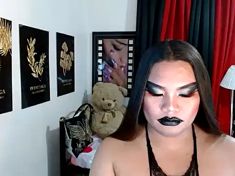 TSbrianaHugeCock webcam