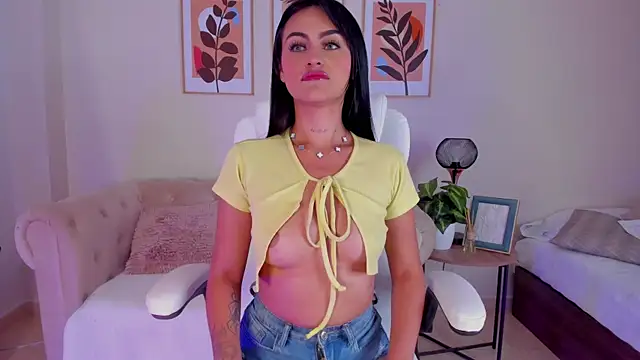 Emilly_Beaumont webcam