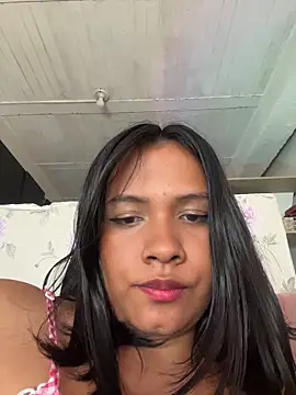lovedforeverr webcam