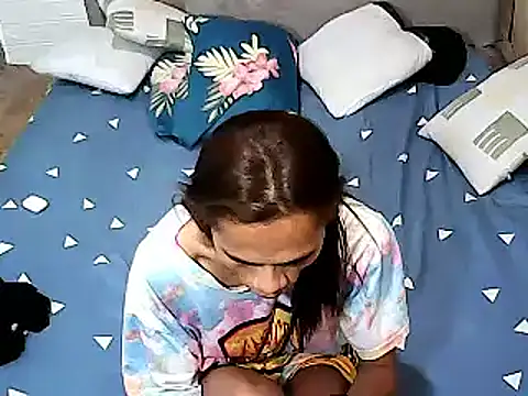 xxhottinybabe webcam