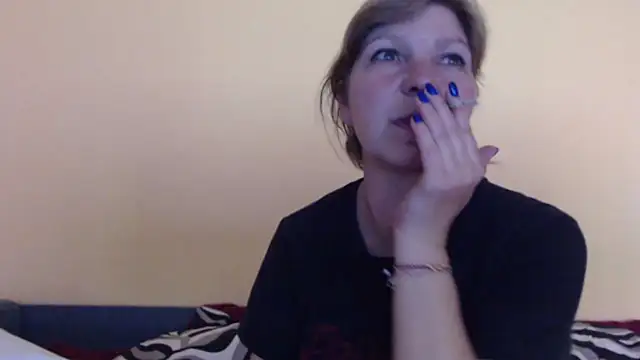 christine33 webcam