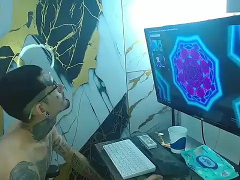 Boy_tatto77 webcam
