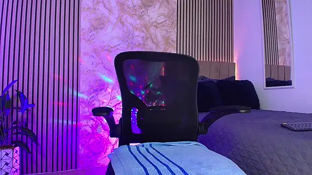 JuliRamirez webcam