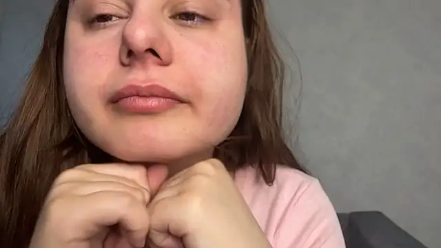 Ellaizatelly webcam