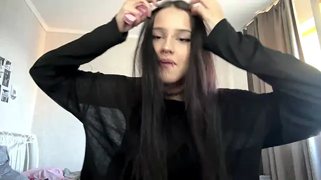 LouisePavlides webcam